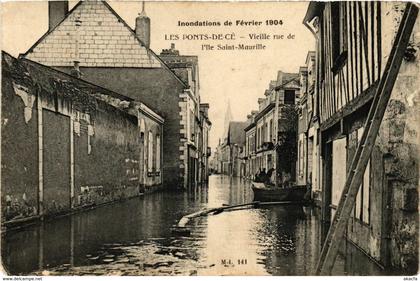 CPA Inondations de Fevrier 1904 - Les PONTS-de-CÉ - Vieille rue de (296842)