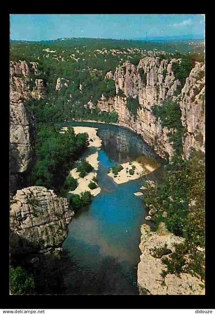 07 - Les Vans - Bois de Paiolive - La Vallée du Chassezac - les Falaises, vers le bois de Païolive - Vue aérienne - CPM