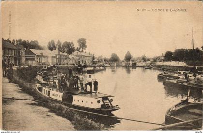 CPA LONGUEIL-ANNEL Village Scene with Boats (1208141)