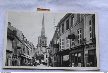 Cpsm 1949, Luçon, rue Georges Clemenceau, au fond la cathédrale, Vendée 85