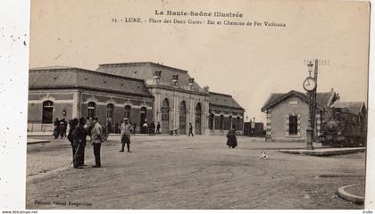 LURE PLACE DES DEUX GARES EST ET CHEMINS DE FER VICINAUX (TRAIN)