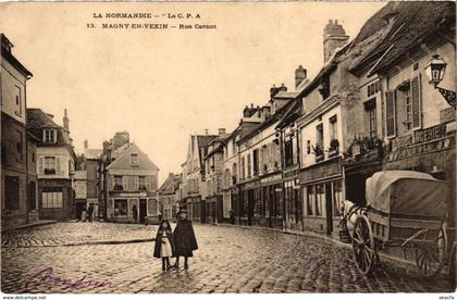 CPA MAGNY-en-VEXIN - Rue Carnot (107777)