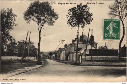 CPA MAGNY-en-VEXIN Rue de Crosne (806960)