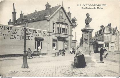 CPA Malo-les-Bains La Statue de Malo - tramway