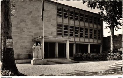 CPA MANTES-la-JOLIE Hotel de Ville (1385492)