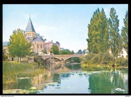 MAREUIL  SUR LAY DISSAIS  l'èglise romane en 1988 édition Cim GM V