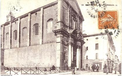 Carte POSTALE  Ancienne de  MARTIGUES - Cathédrale