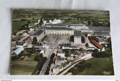 Cpm 1967, Mayenne, vue panoramique aérienne, Mayenne 53