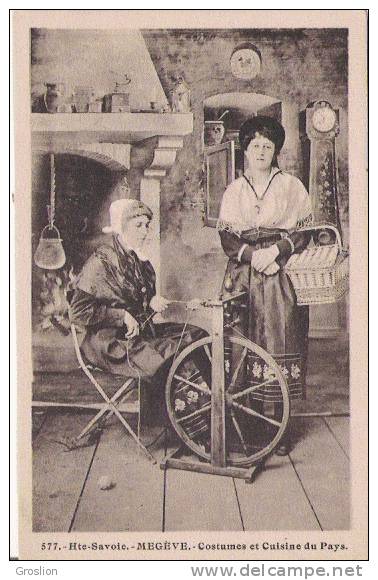 MEGEVE 577 HAUTE SAVOIE COSTUMES ET CUISINE DU PAYS (FEMME AU ROUET ET FEMME AVEC PANIER)