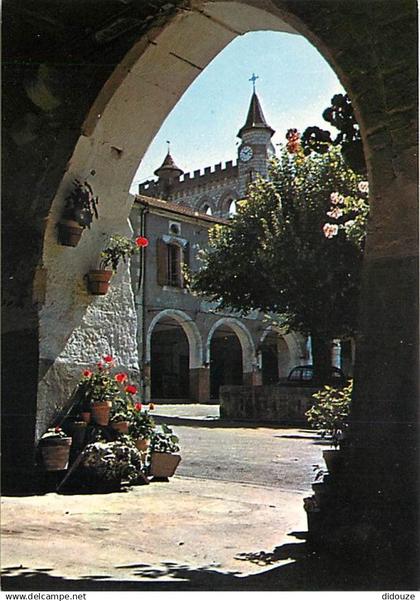 47 - Monflanquin - Les Arcades - Carte Neuve - CPM - Voir Scans Recto-Verso