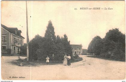 Carte Postale Ancienne de MUSSY SUR SEINE-La Gare