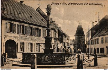 CPA MUTZIG - Marktbrunne mit Unterorturm (367244)