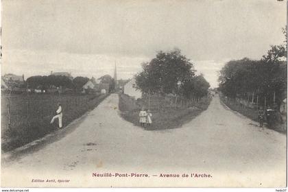 Neuillé-Pont-Pierre - Avenue de l'Arche