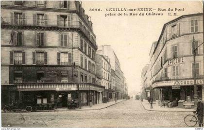 Neuilly sur Seine - Rue du Pont