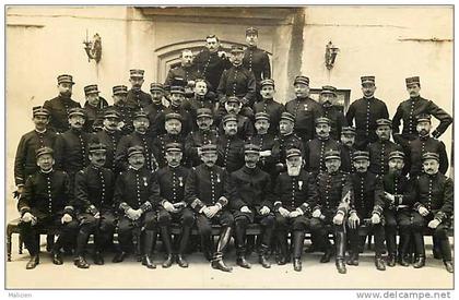 depts divers - gard  -ref B335- nimes - carte photo militaire militaria - regiments    -carte bon etat -