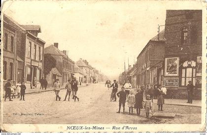 CPA Noeux-les-Mines Rue d'Arras