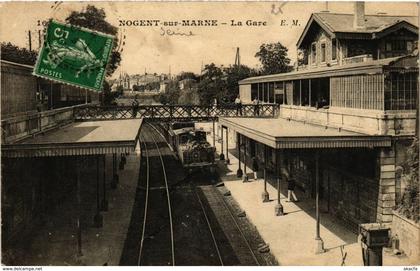 CPA NOGENT-sur-MARNE - La Gare (275427)