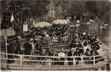 CPA NOGENT-sur-MARNE Nouvelle Terrasse élevée sur la Marne (869550)