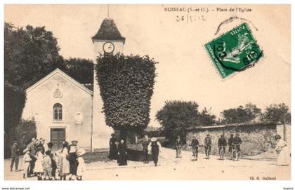 94 - NOISEAU -- Place de l'Eglise