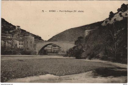 CPA Nyons Pont Gothique FRANCE (1092328)