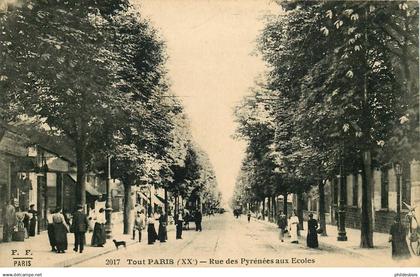 PARIS 20 eme arrondissement  rue des pyrénées  aux ecoles