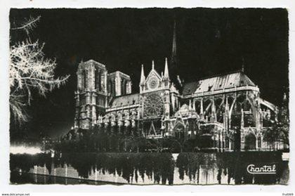 AK 018310 FRANCE - Paris - Notre-Dame - illuminée