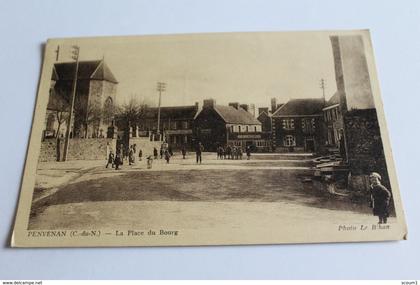 penvénan - la place du bourg - 1948