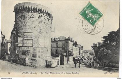 Périgueux - La Tour Mataguerre et le Cours Fénelon