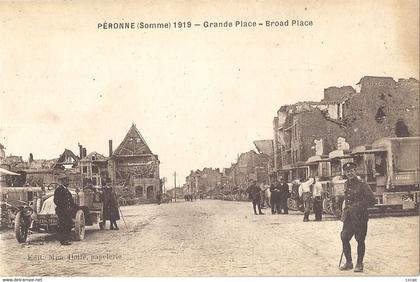 CPA Péronne Grande-Place