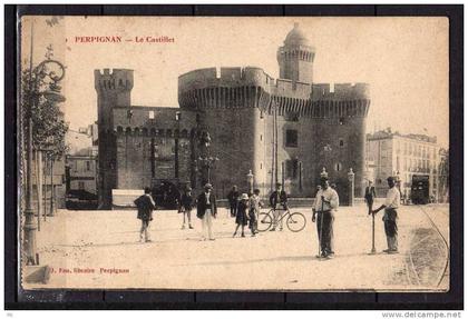 66 - Perpignan - Le Castillet - Animée - Vélo