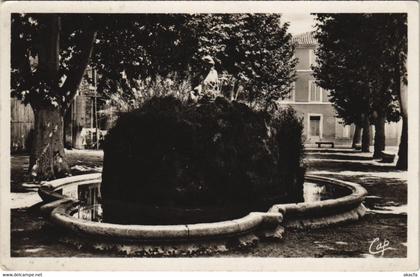 CPA PERTUIS Place de la Murette - Fontaine de la Diane (1086828)