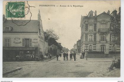 PIERREFITTE SUR SEINE - Avenue de la République