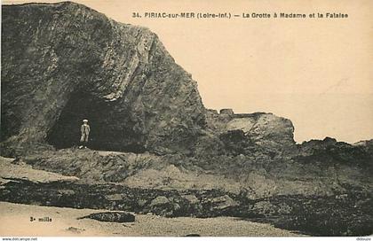 44 - Piriac sur Mer - La Grotte à Madame et la Falaise - Animée - CPA - Voir Scans Recto-Verso