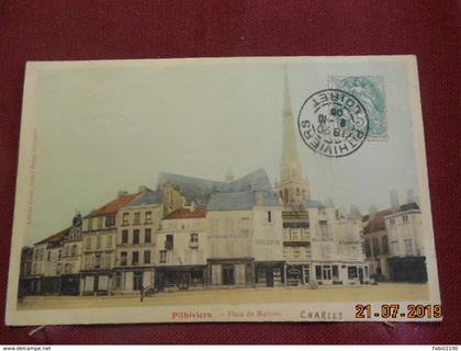 CPA - Pithiviers - Place du Martroi