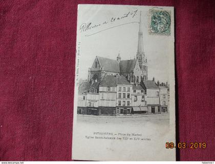 CPA - Pithiviers - Place du Martroi - Eglise Saint-Salomon