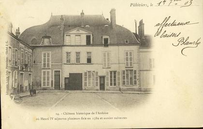 Pithiviers 45 -  Histoire - Henri IV - Architecture