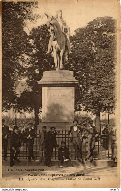 CPA PARIS Ses Squares et ses Jardins. 111. Square des Vosges (577565)