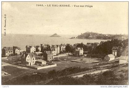 PLENEUF VAL ANDRE 29 - Vue sur Piégu