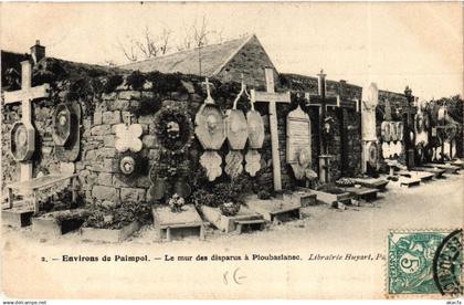 CPA Ploubazlanec - Env. de PAIMPOL - Le mur des disparus (630582)