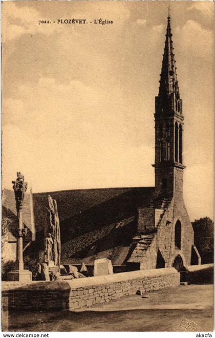 CPA Plozevet - L'Eglise (1033225)