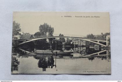 Poitiers, passerelle du jardin des plantes, Vienne 86