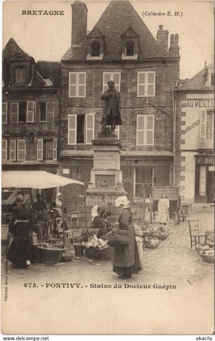 CPA Bretagne - PONTIVY - Statue du Docteur Guepin (33129)