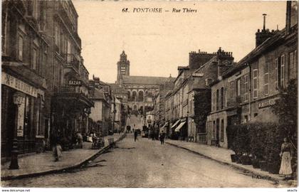 CPA PONTOISE - Rue Thiers (68798)