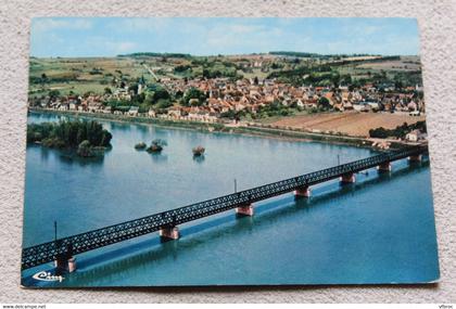 Cpm, Pouilly sur Loire, vue générale aérienne, Nièvre 58