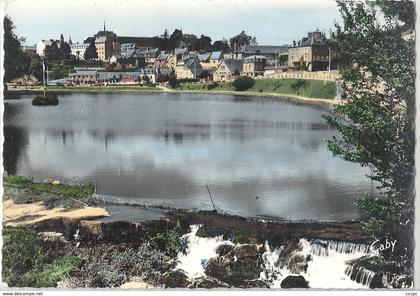 CPSM Quintin Etang de la Vallée et vue générale