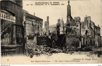 CPA Militaire - Bombardement de REIMS - Rue Eugene-Desteuque (91787)