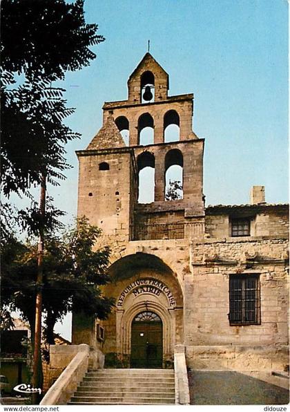 30 - Remoulins - Mairie - Ancienne église du XIIe s - Vieilles pierres - CPM - Voir Scans Recto-Verso