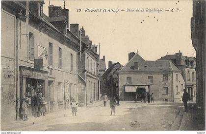 Reugny - Place de la République