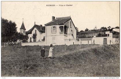 RIORGES VILLA ET CLOCHER