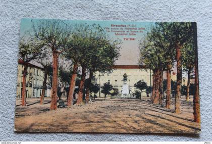 Rivesaltes, la promenade et statue du maréchal Joffre, Pyrénées orientales 66